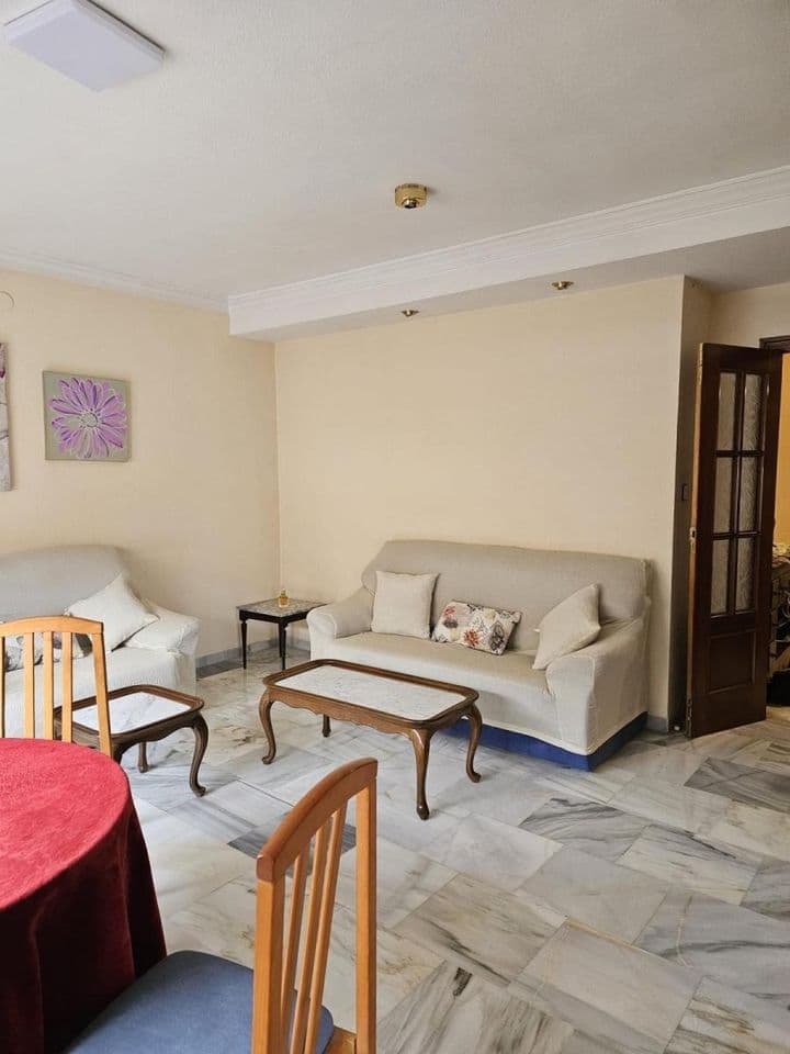 2 bedrooms apartment for rent in Beiro, Spain - Image 9