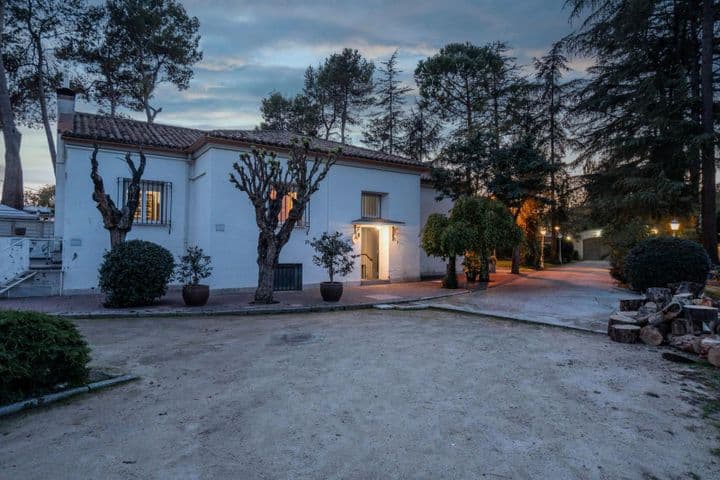 10 bedrooms house for sale in Aravaca, Spain - Image 2