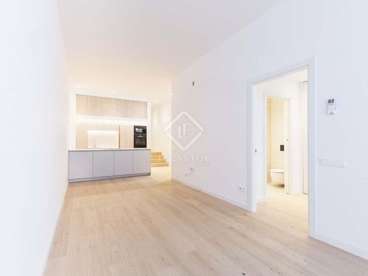 3 bedrooms apartment for sale in Barcelona, Spain - Image 2