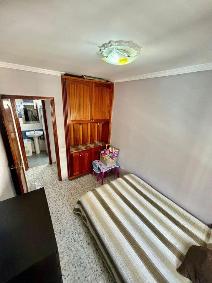 3 bedrooms apartment for sale in Ciudad Alta, Spain - Image 5