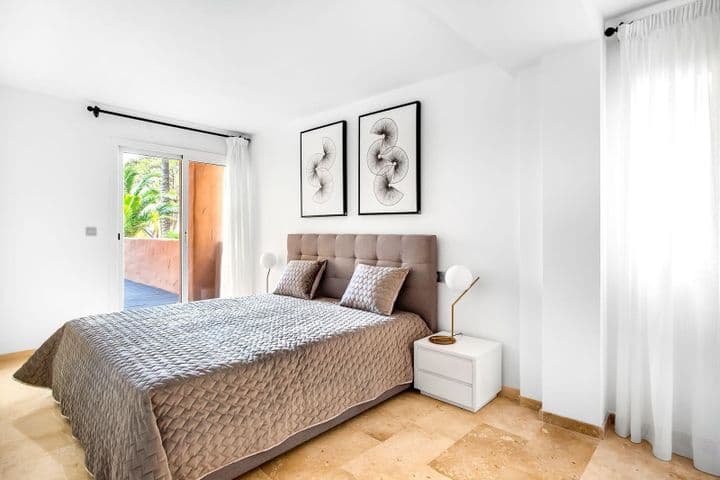 3 bedrooms apartment for sale in Marbella, Spain - Image 8