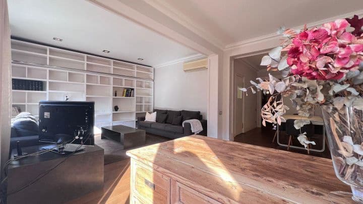 4 bedrooms apartment for rent in Sant Gervasi, Spain - Image 8