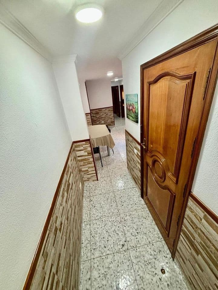 3 bedrooms apartment for sale in Ciudad Alta, Spain - Image 8