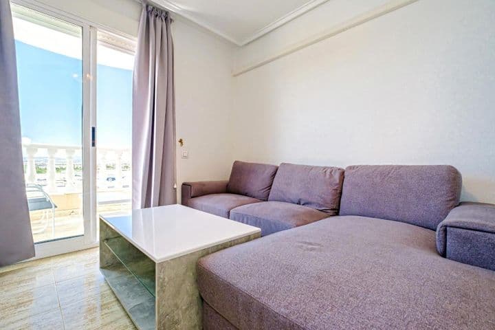 2 bedrooms apartment for rent in Torrevieja, Spain - Image 3