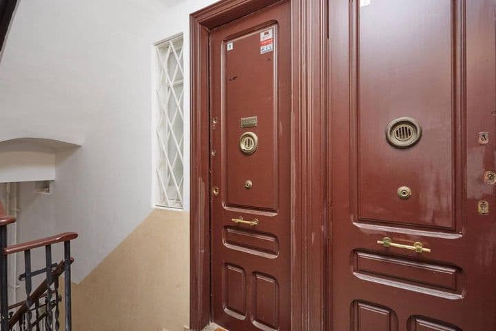 1 bedroom apartment for rent in Dreta de lEixample, Spain - Image 12