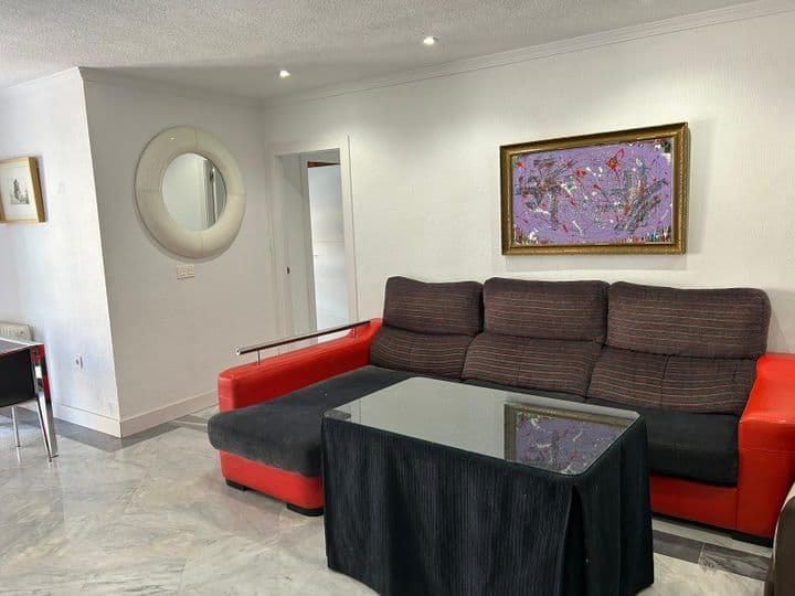 4 bedrooms apartment for rent in Figares, Spain - Image 3