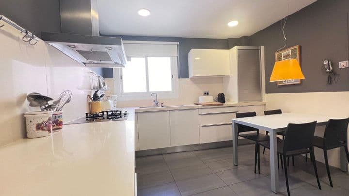 4 bedrooms apartment for rent in Sant Gervasi, Spain - Image 5