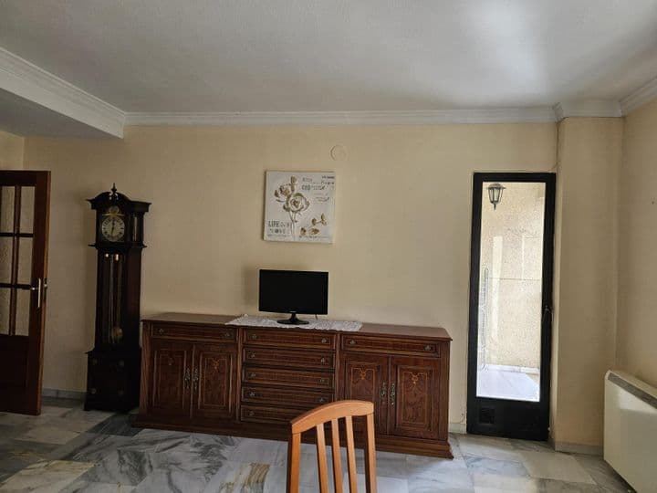 2 bedrooms apartment for rent in Beiro, Spain - Image 12