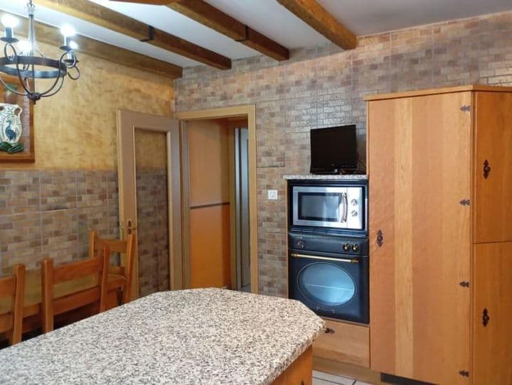 3 bedrooms house for sale in Vitoria-Gasteiz, Spain - Image 11