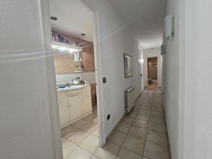 3 bedrooms apartment for sale in Girona, Spain - Image 9