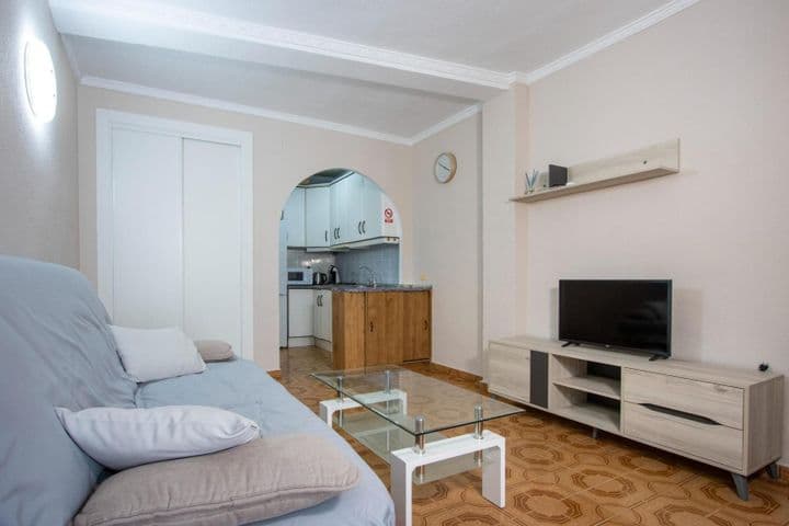 Apartment for rent in Torrevieja, Spain - Image 3