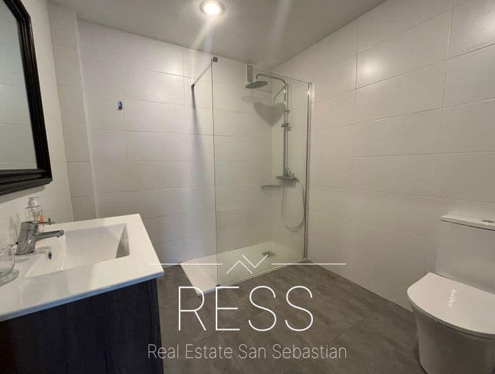 4 bedrooms apartment for rent in Donostia-San Sebastian, Spain - Image 14