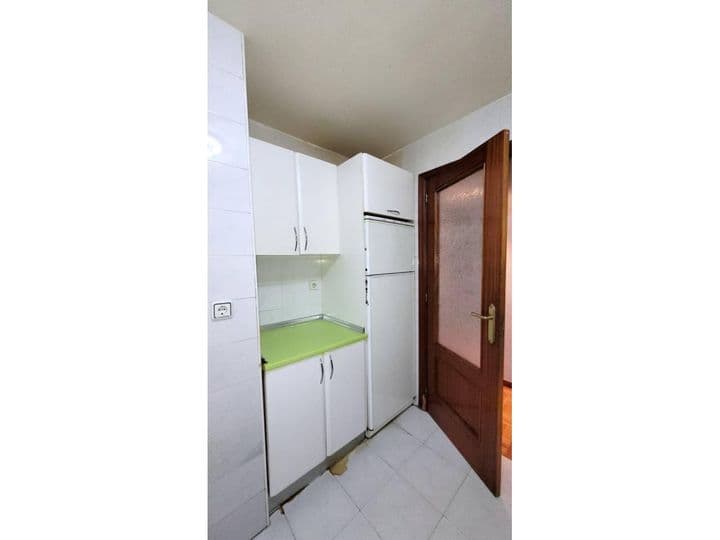 3 bedrooms apartment for rent in Palencia, Spain - Image 7