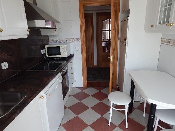 4 bedrooms apartment for rent in Santander, Spain - Image 15