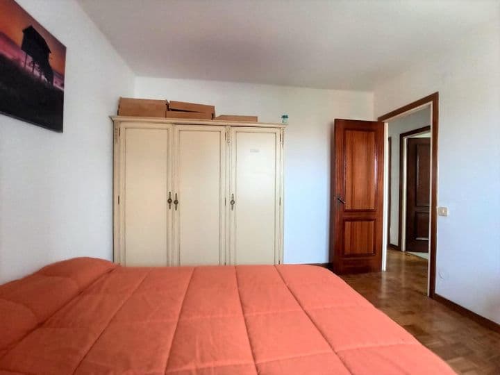 3 bedrooms apartment for rent in Santander, Spain - Image 10