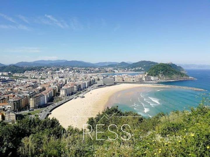 1 bedroom house for rent in Donostia-San Sebastian, Spain - Image 12