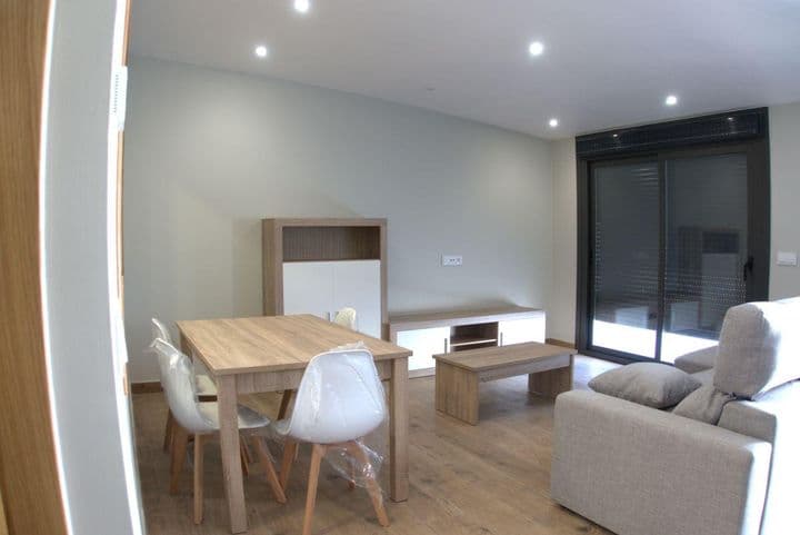 2 bedrooms apartment for rent in O Porrino, Spain - Image 4