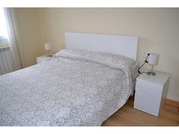 2 bedrooms apartment for rent in Palencia, Spain - Image 20