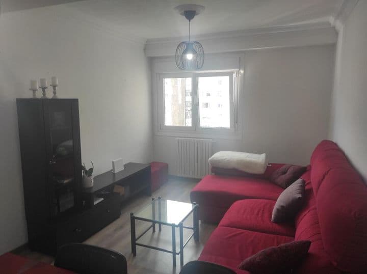 4 bedrooms apartment for rent in Santiago de Compostela, Spain - Image 2