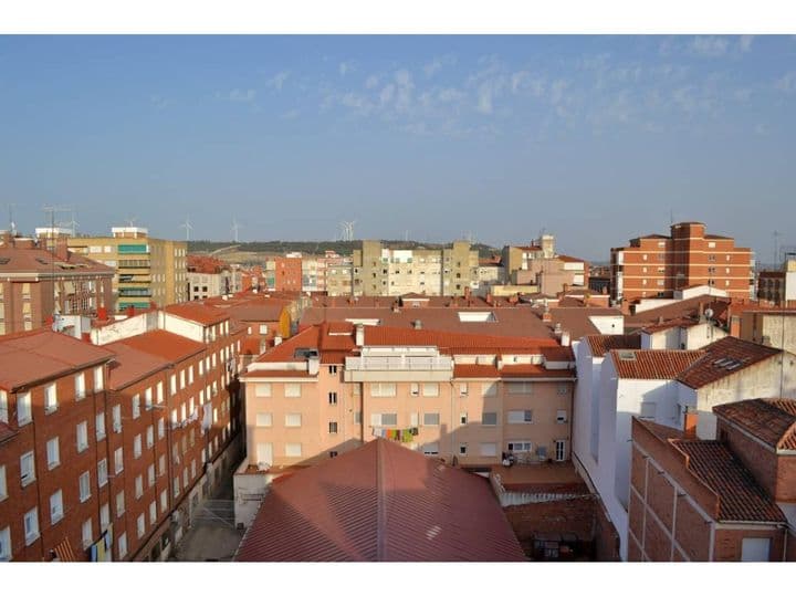 2 bedrooms apartment for rent in Palencia, Spain - Image 12