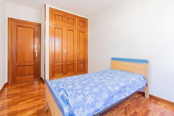 3 bedrooms apartment for rent in Pamplona, Spain - Image 19