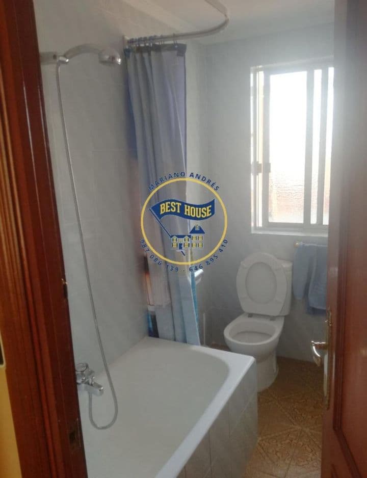 3 bedrooms apartment for rent in Leon, Spain - Image 12