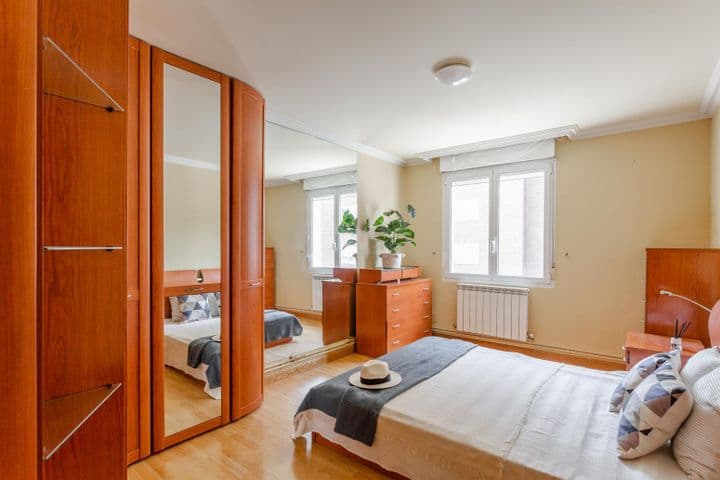 2 bedrooms apartment for sale in Pamplona, Spain - Image 3