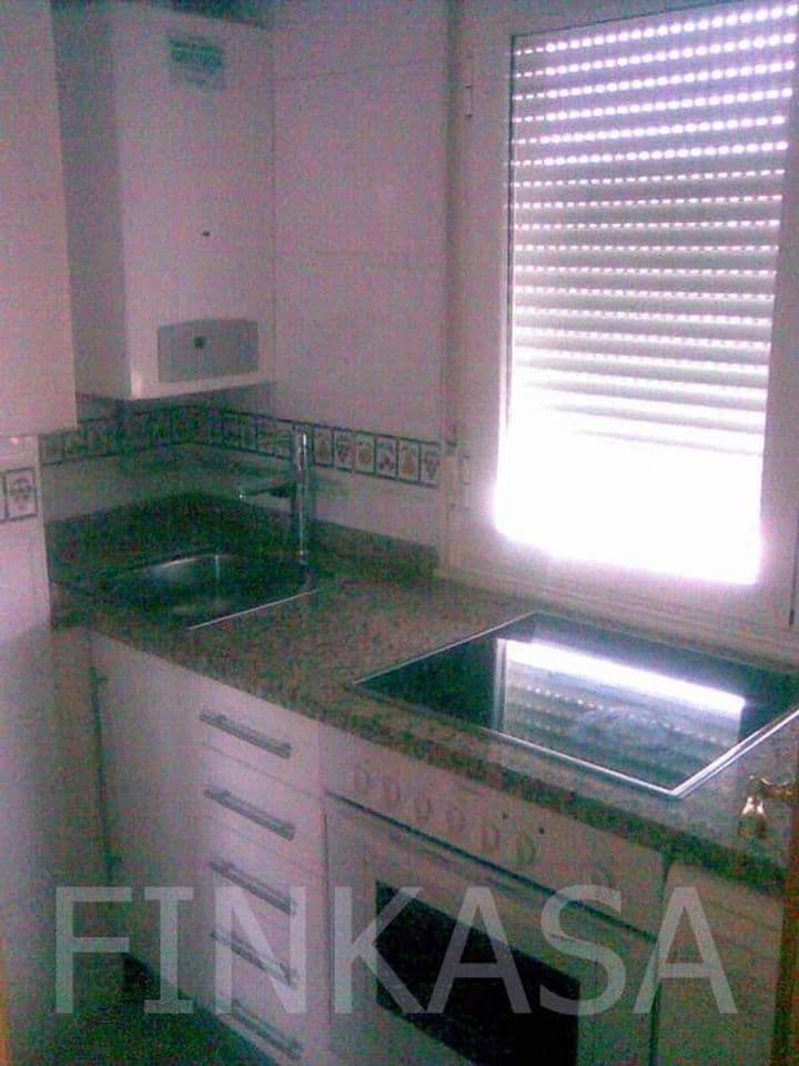 2 bedrooms apartment for rent in Salamanca, Spain - Image 5