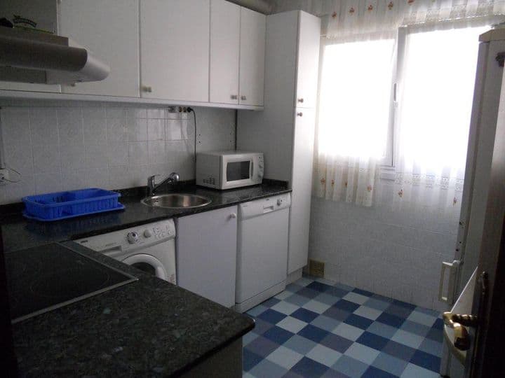 3 bedrooms apartment for rent in Santander, Spain - Image 11