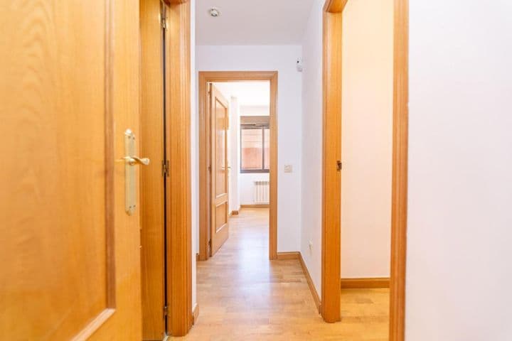 3 bedrooms apartment for rent in Boadilla del Monte, Spain - Image 13