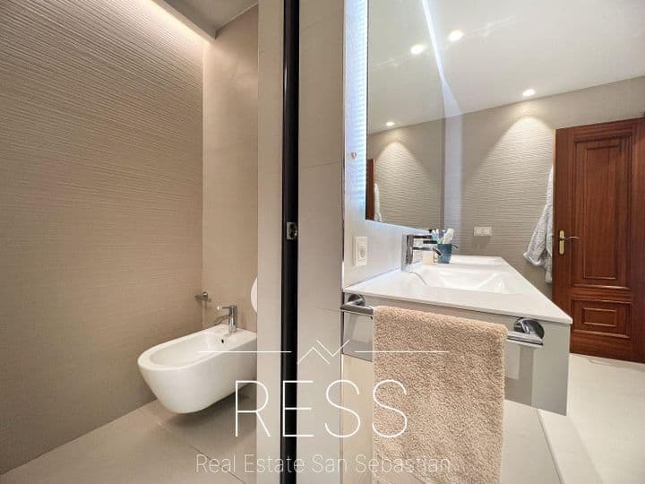 4 bedrooms apartment for sale in Donostia-San Sebastian, Spain - Image 17