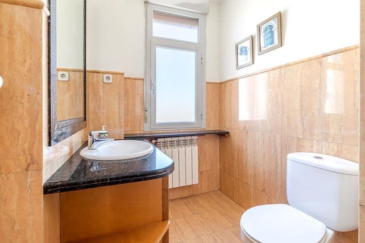 2 bedrooms apartment for rent in Madrid, Spain - Image 37