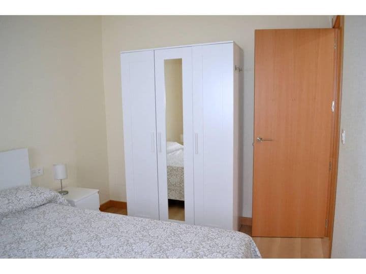 2 bedrooms apartment for rent in Palencia, Spain - Image 19