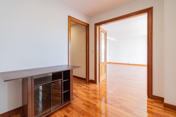 3 bedrooms apartment for rent in Pamplona, Spain - Image 25