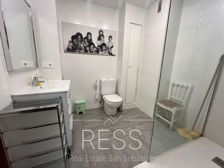 4 bedrooms apartment for rent in Donostia-San Sebastian, Spain - Image 16