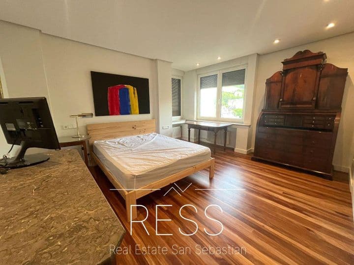 4 bedrooms apartment for rent in Donostia-San Sebastian, Spain - Image 10