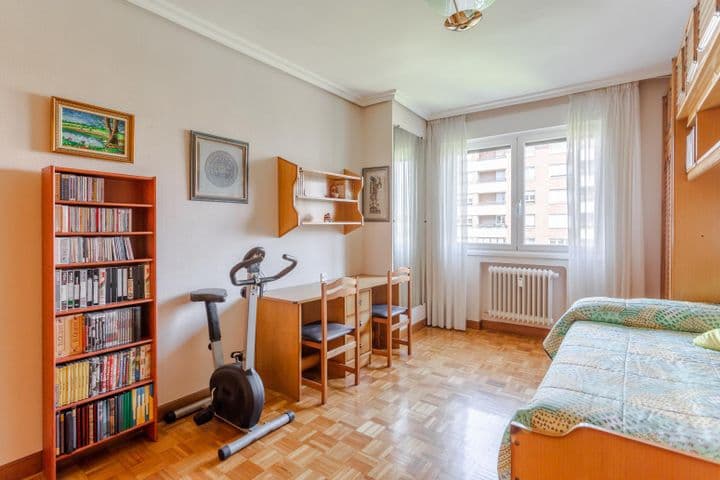 4 bedrooms apartment for sale in Pamplona, Spain - Image 16