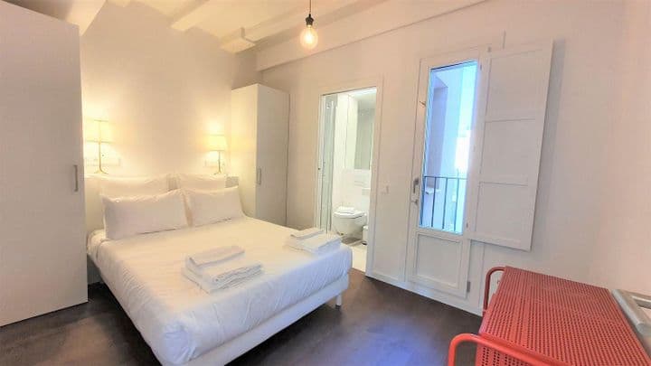 2 bedrooms apartment for rent in Barcelona, Spain - Image 11