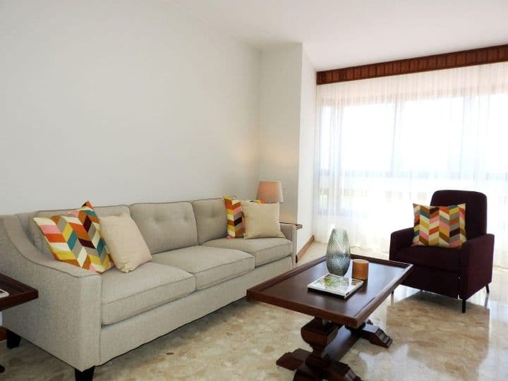 4 bedrooms apartment for rent in Las Palmas de Gran Canaria, Spain - Image 19