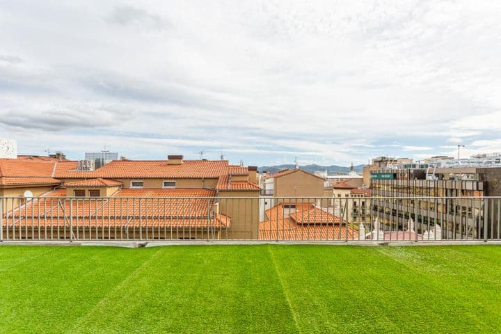 1 bedroom apartment for rent in Pamplona, Spain - Image 2