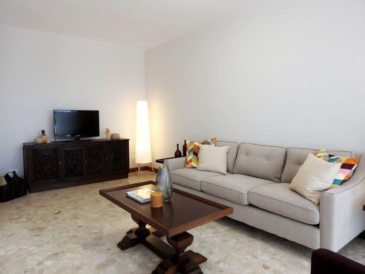 4 bedrooms apartment for rent in Las Palmas de Gran Canaria, Spain - Image 18