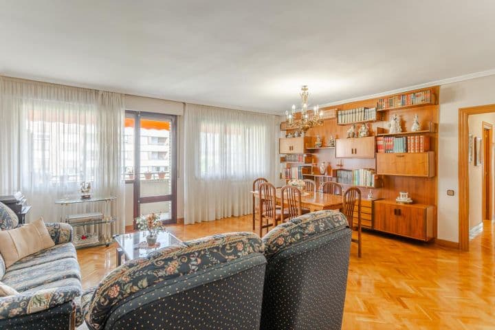 4 bedrooms apartment for sale in Pamplona, Spain - Image 7