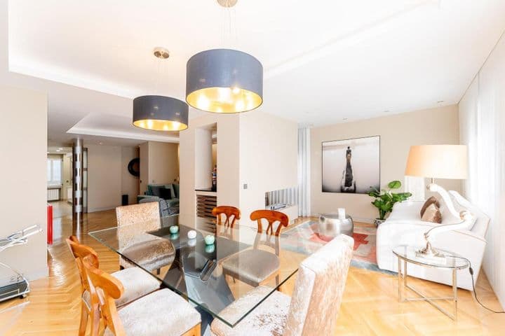 3 bedrooms apartment for sale in Madrid, Spain - Image 2