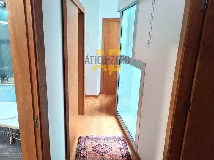 2 bedrooms apartment for rent in Vigo, Spain - Image 30