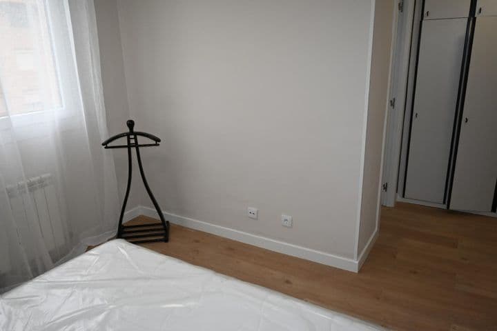 4 bedrooms apartment for rent in Santander, Spain - Image 7