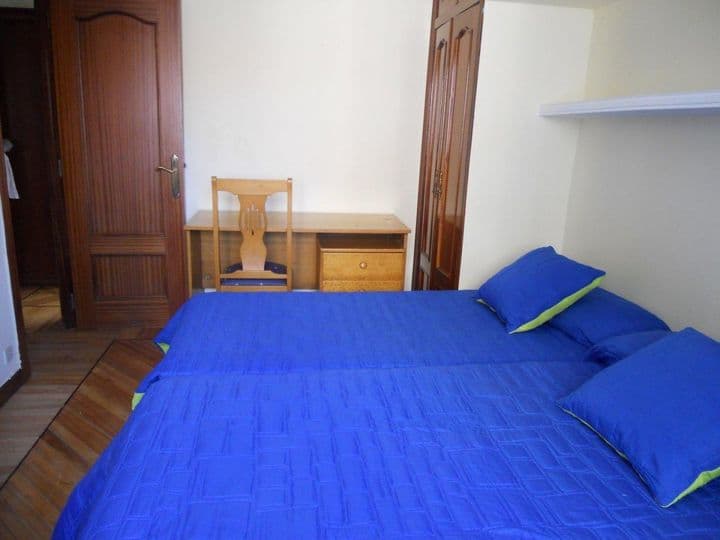 3 bedrooms apartment for rent in Santander, Spain - Image 7