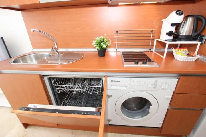 1 bedroom apartment for rent in Benalmadena, Spain - Image 14