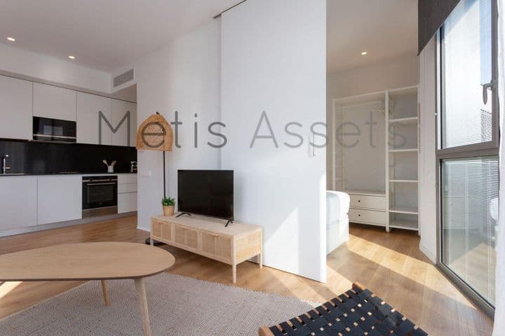 2 bedrooms apartment for rent in Barcelona, Spain - Image 5