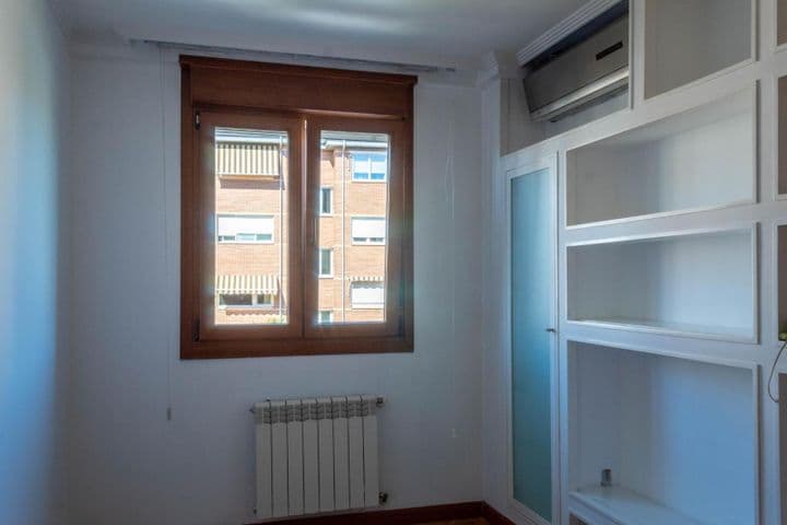 3 bedrooms apartment for rent in Majadahonda, Spain - Image 33