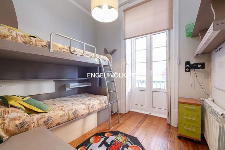 3 bedrooms apartment for rent in Vigo, Spain - Image 34